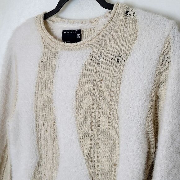 ASOS Knit Sheer Fuzzy Wavy Crop Sweater Size 6 - Picture 5 of 9